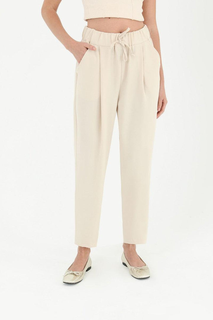 Tie Waist Carrot Form Trousers - Beige - modestanbul