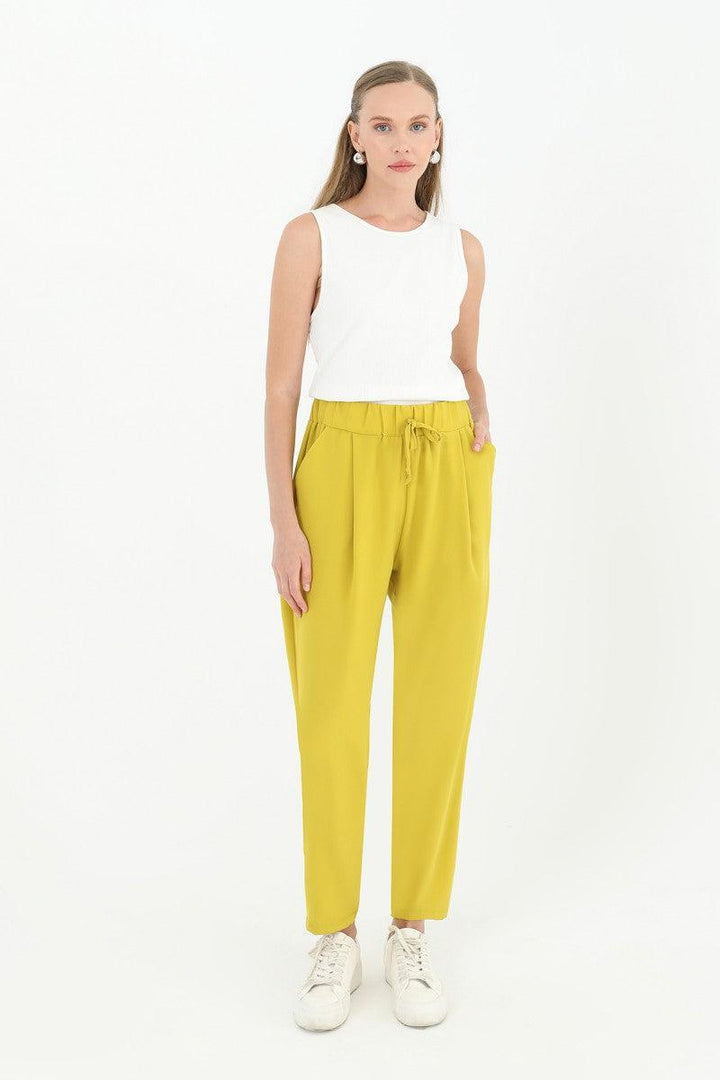 Tie Waist Carrot Form Trousers - Ecru - modestanbul