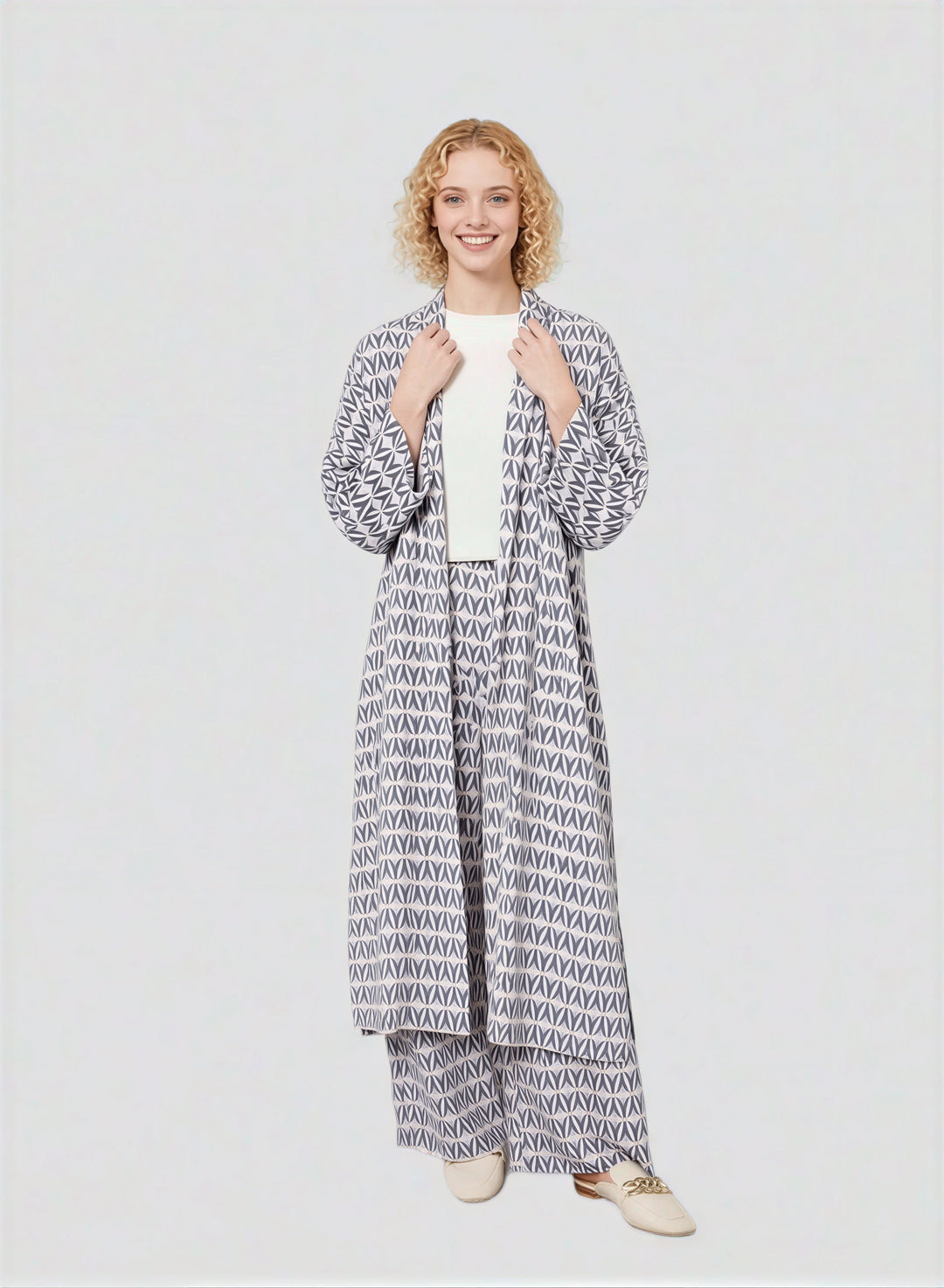 Janjan virtual try-on for shopify-media:gid://shopify/MediaImage/47286483288411 (FRONT_010)