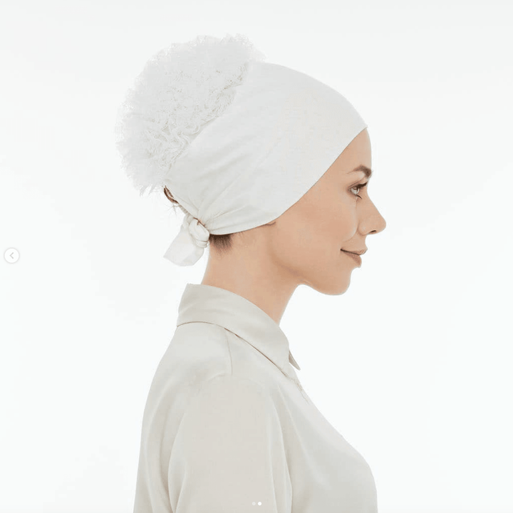 Frilled Combed Bonnet - White - modestanbul