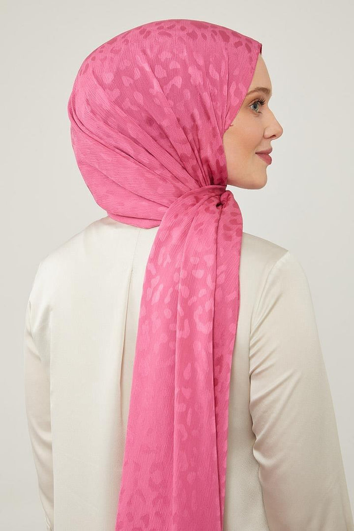 Jacquard Capri Shawl - Fuchsia - modestanbul