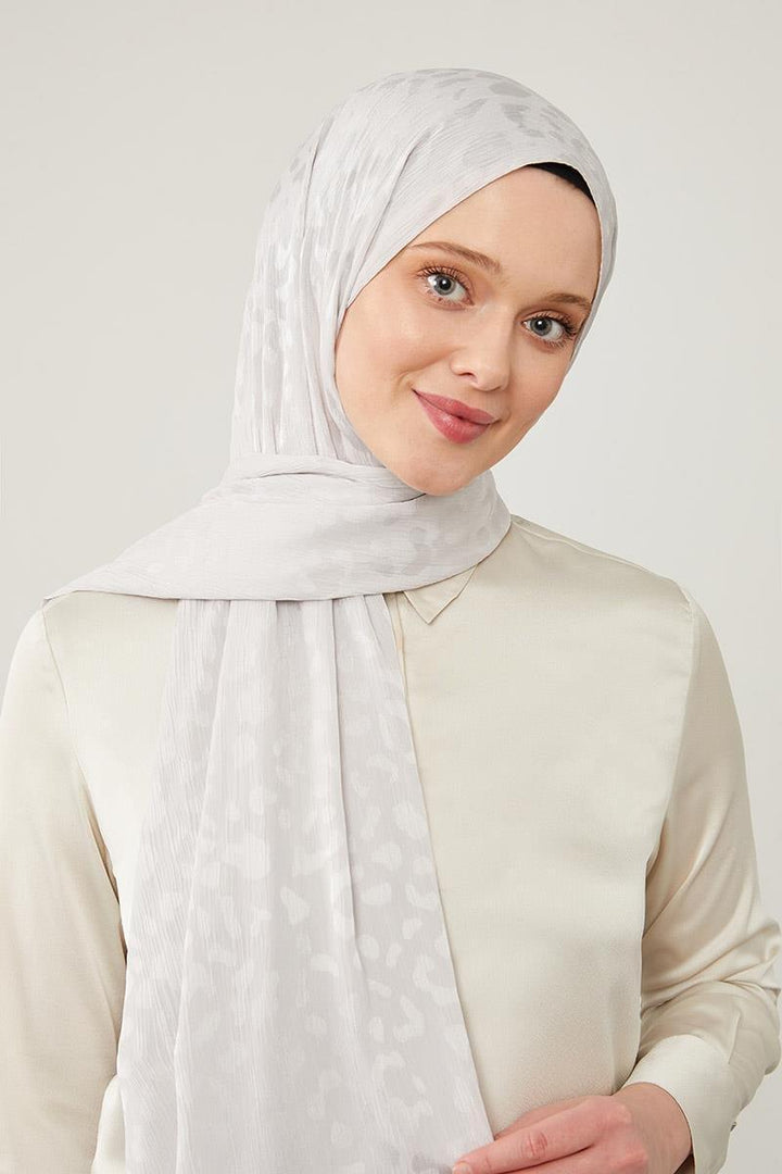 Jacquard Capri Shawl - Silver - modestanbul